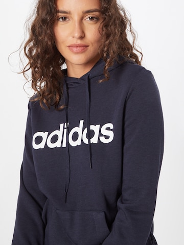 ADIDAS SPORTSWEAR Спортен суитшърт с качулка 'Essentials Logo' в синьо