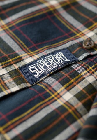 Superdry Regular fit Blouse in Groen