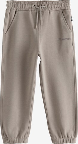 Next Tapered Housut värissä ruskea: etupuoli