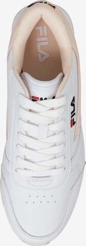 FILA Sneakers in White