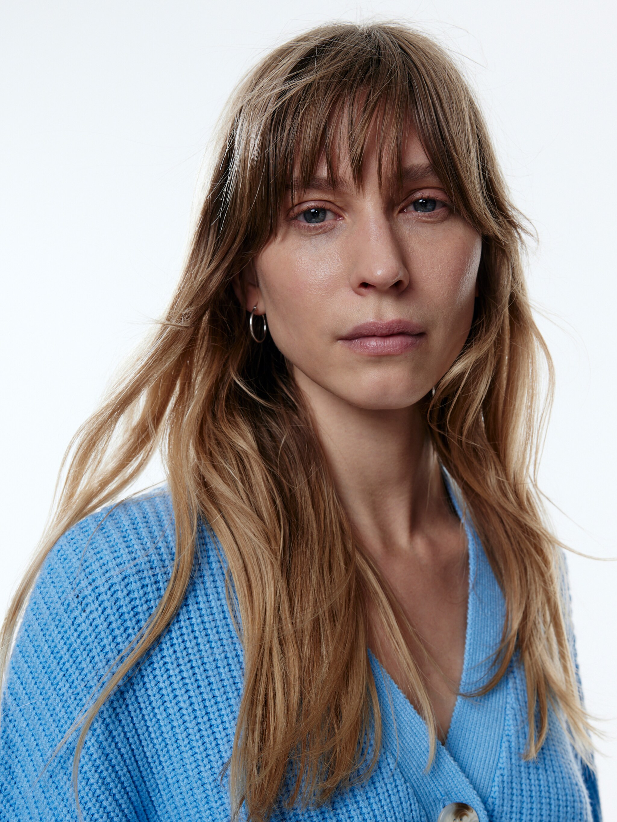 EDITED Produkte Strickjacke 'Zarifa' blau