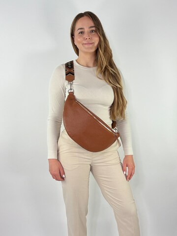 Marsupio 'MALIA' di lePelou in marrone