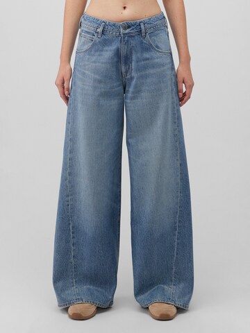 Mavi Tapered Jeans 'Erica' in Blue: front