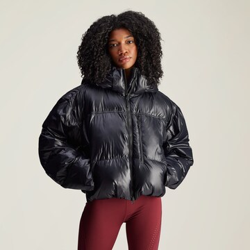 ADIDAS BY STELLA MCCARTNEY Outdoorjas 'TrueNature' in Zwart: voorkant