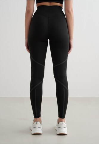 Aim'n Skinny Sports trousers in Black