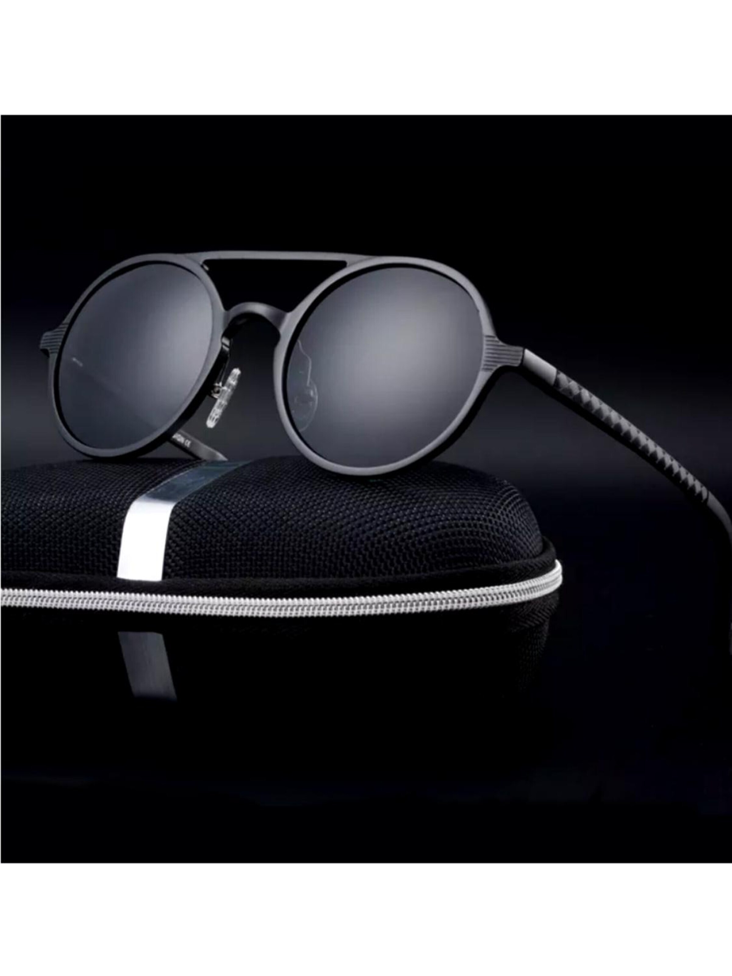 VEYREY Sunglasses in Black