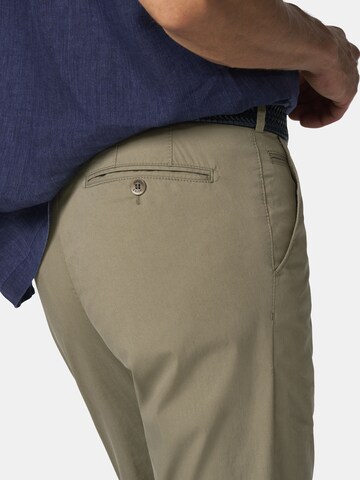MEYER Regular Chino trousers in Green