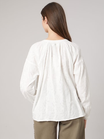 Deeluxe Bluse‌‌ in Weiß