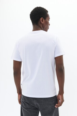 T-Shirt 'Jermane' Matinique en bleu