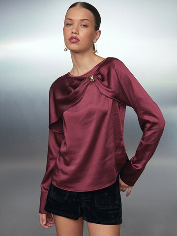 Next Bluse in Rot: Vorderseite