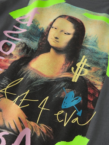 T-Shirt 'Kunst' TWO SOON en gris
