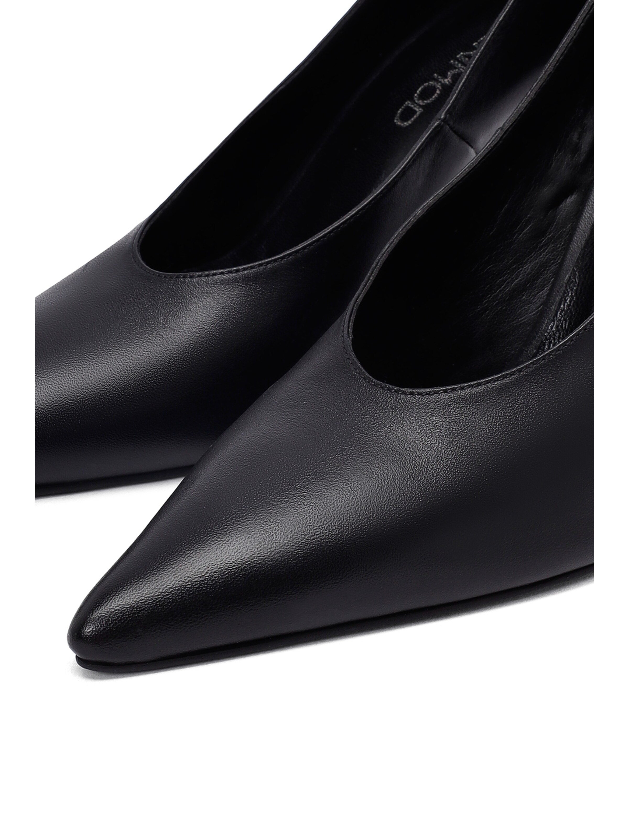 Derimod Pumps in Black