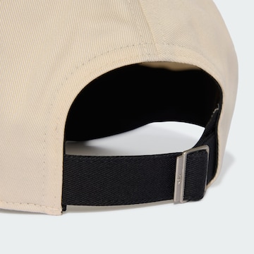 Casquette 'American Classic' ADIDAS ORIGINALS en blanc