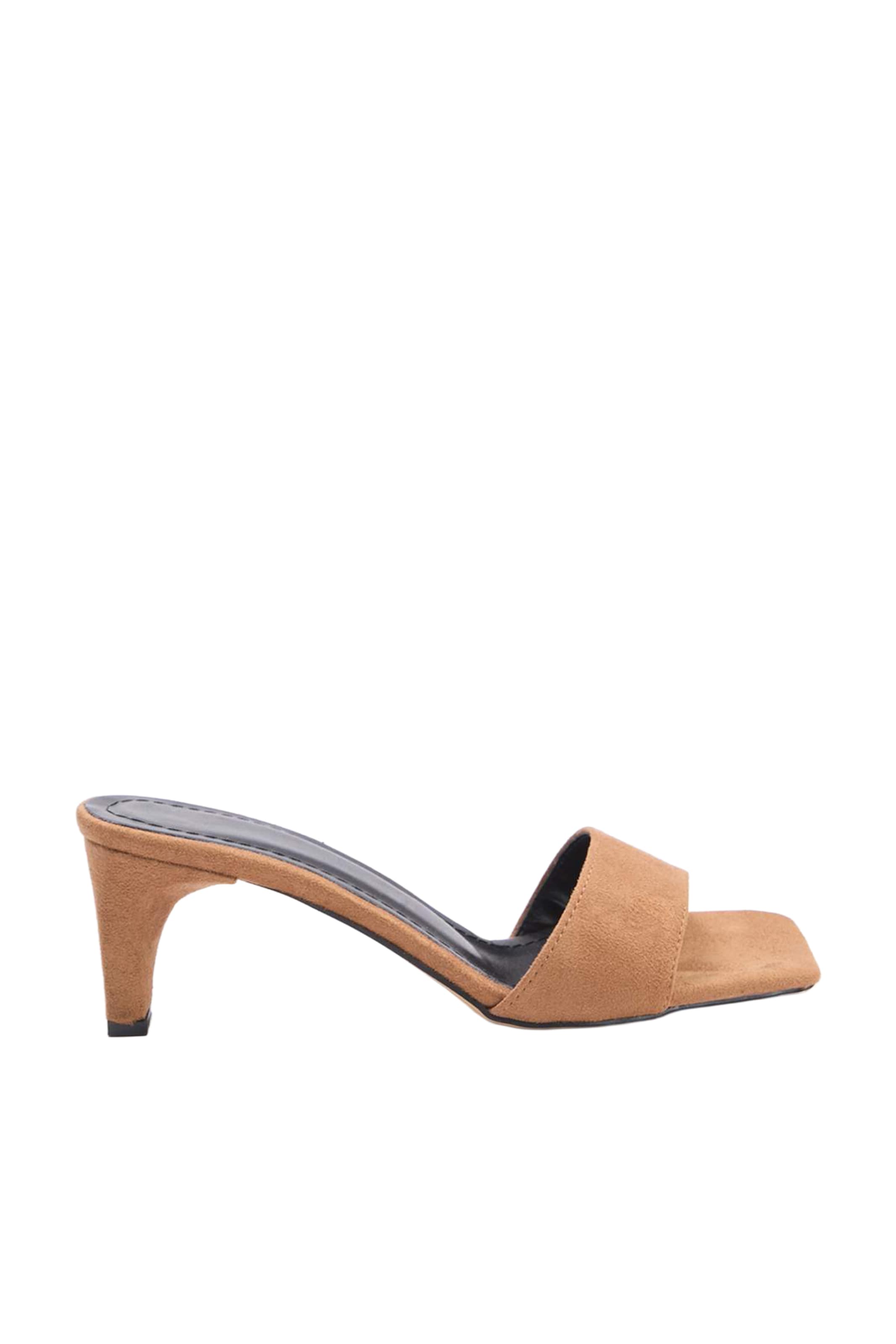 Trendyol - Zapatos con plataforma en marrón: frente