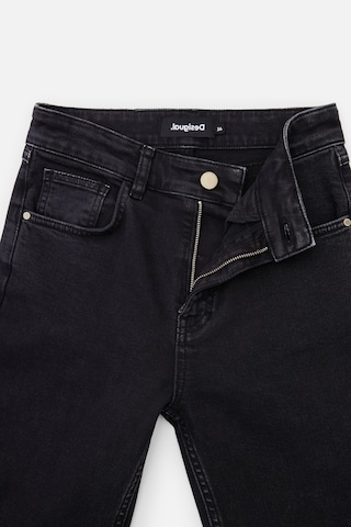 Flared Jeans di Desigual in nero