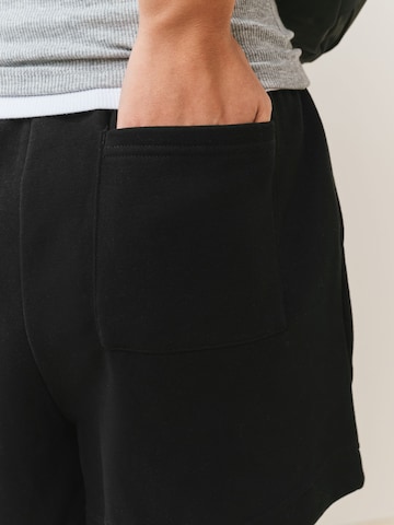 regular Pantaloni di Next in verde