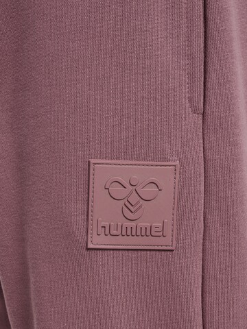 Hummel Tapered Bukser i lilla