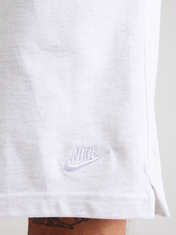 Nike Sportswear - Loosefit Pantalón 'Club' en blanco