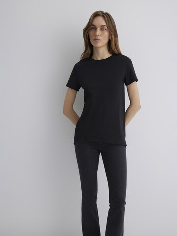 Mavi Shirt in Black: front
