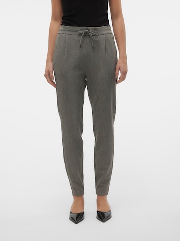 VERO MODA Tapered Trousers 'KIARA' in Grey: front