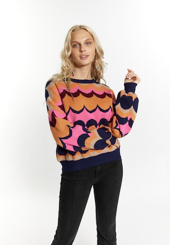 Pullover di IZIA in arancione: frontale