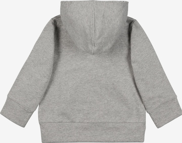 loud + proud Sweatshirt i grå: framsida