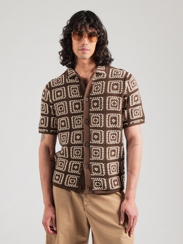 Comfort fit Camicia di Only & Sons in marrone: frontale