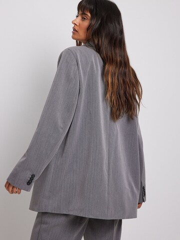 NA-KD Blazer in Grey