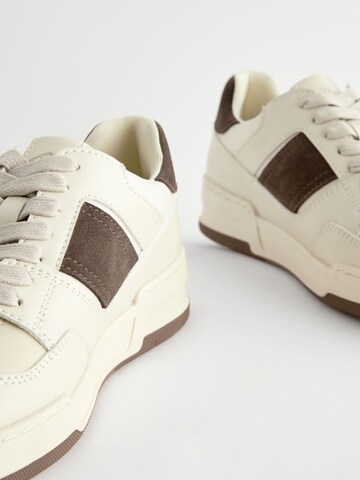 Sneaker bassa di Next in bianco