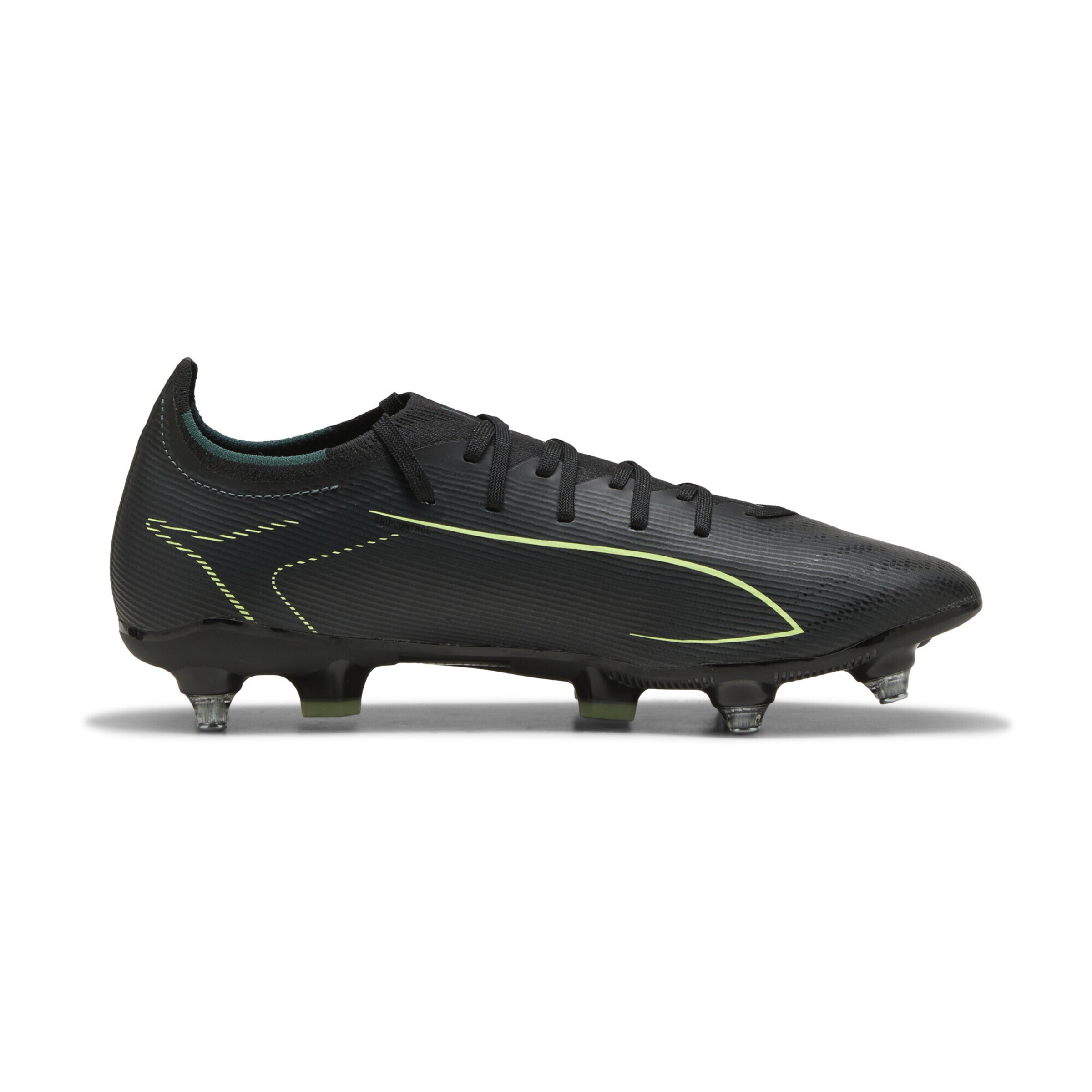 PUMA Soccer shoe 'Ultra 6 Match' in Black