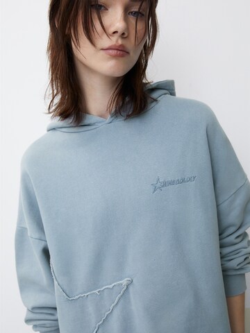 Sweat-shirt Pull&Bear en bleu