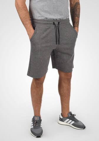 !Solid Regular Pants 'Steven' in Grey: front
