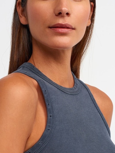 Hiccup Top em azul fumado, Vista do artigo