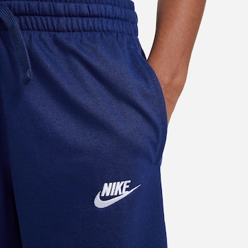 Nike Sportswear Regular Shorts in Blau