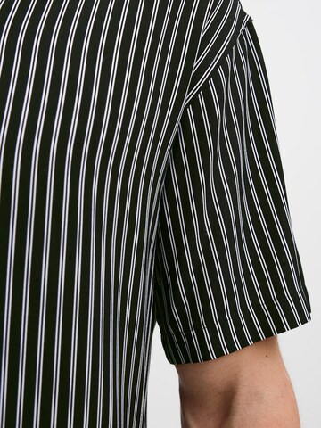 JJ Rebel Comfort fit Srajca 'JREBWATER' | črna barva