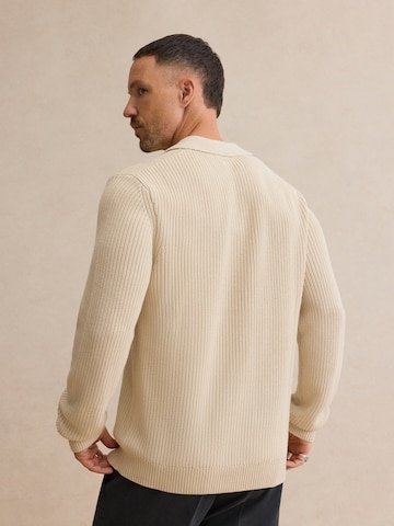 DAN FOX APPAREL Trui 'Hasan' in Beige