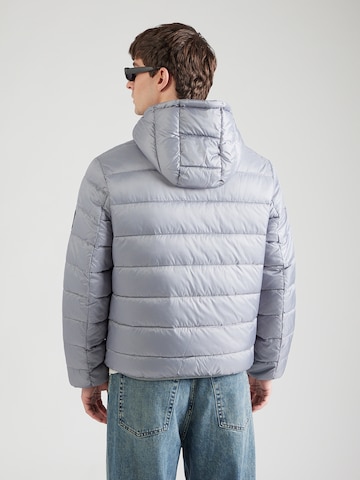 KARL LAGERFELD JEANS Välikausitakki värissä harmaa: takapuoli