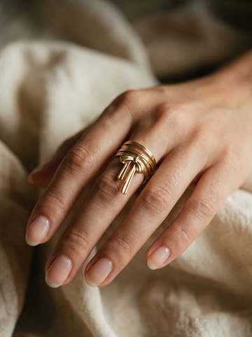 Nemomatheo Ring 'Ribbon Knot' in Gold