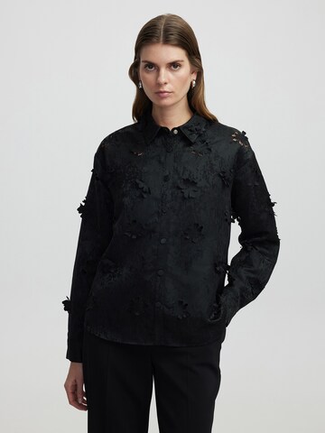 Ipekyol Blouse in Black: front
