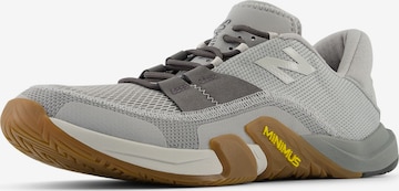 new balance Sportschoen 'Minimus TR v2' in Grijs: voorkant