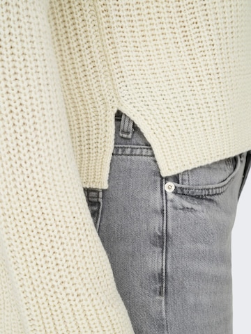 Jaqueline de Yong Trui 'Justy' in Beige