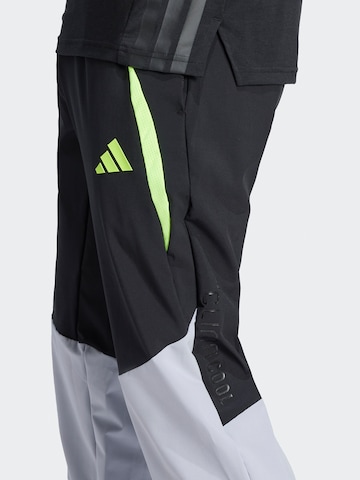 ADIDAS PERFORMANCE Szabványos Sportnadrágok 'TECH APP' - fekete