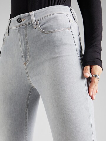 s.Oliver BLACK LABEL Slimfit Jeans 'Izabell' in Grau