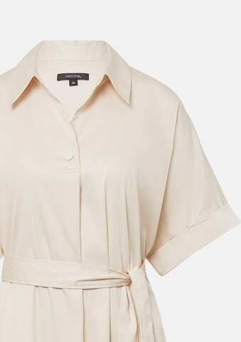Robe COMMA en beige