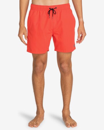 BILLABONG Boardshorts 'All day' in Rot: Vorderseite