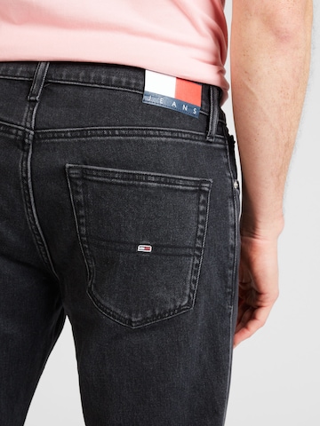 Tommy Jeans Regular Jeans 'AUSTIN' in Schwarz