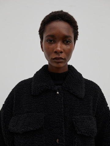 EDITED Between-Seasons Coat 'Henrietta' in Black