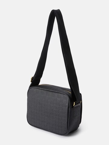 Jordan Umhängetasche in Schwarz