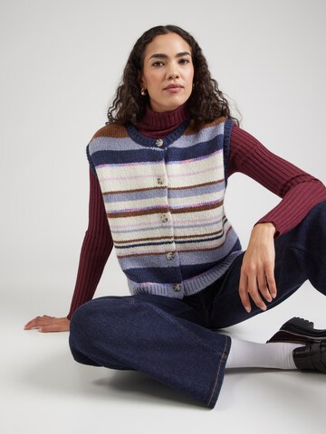 PIECES Вязаная жилетка 'PCRYE' в Коричневый: спереди