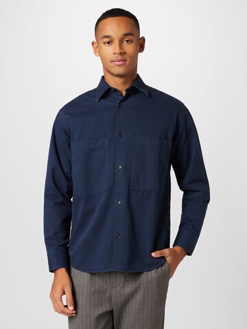 NN07 - Ajuste regular Camisa 'Freddy' en azul: frente